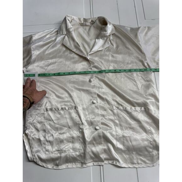 Victoria Secret Pajama Sleep Shirt Cream Oversized Large Button Up Long Sleeve - Picture 3 of 6
